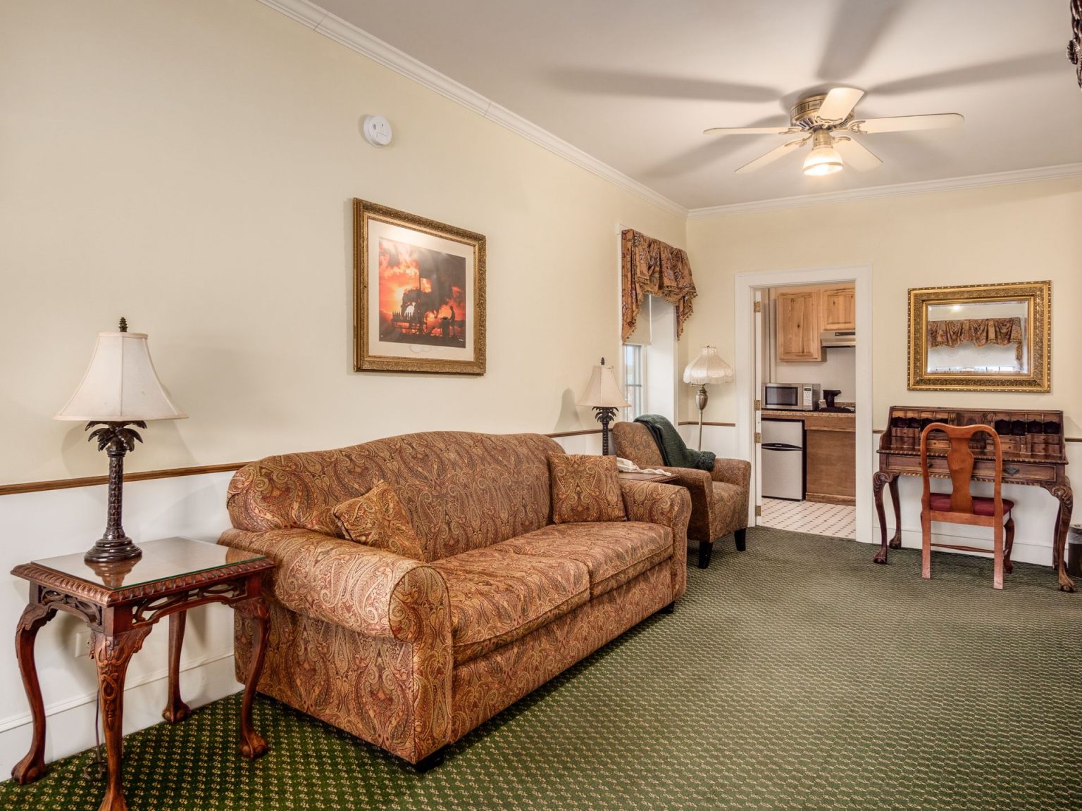 View of Putnam Penthouse Suite - The Lafayette Hotel
